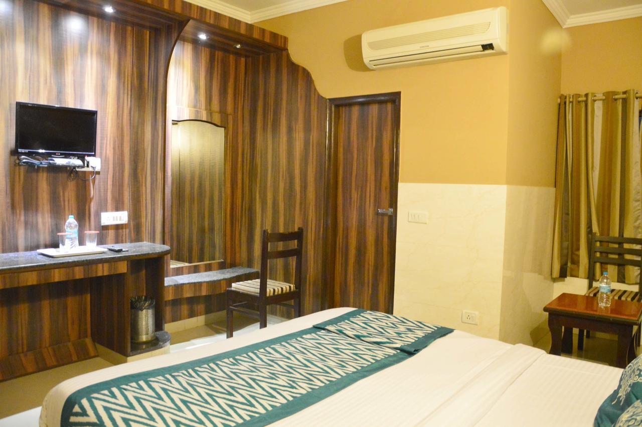 فندق Amanda Crown Jaipur Kukas المظهر الخارجي الصورة