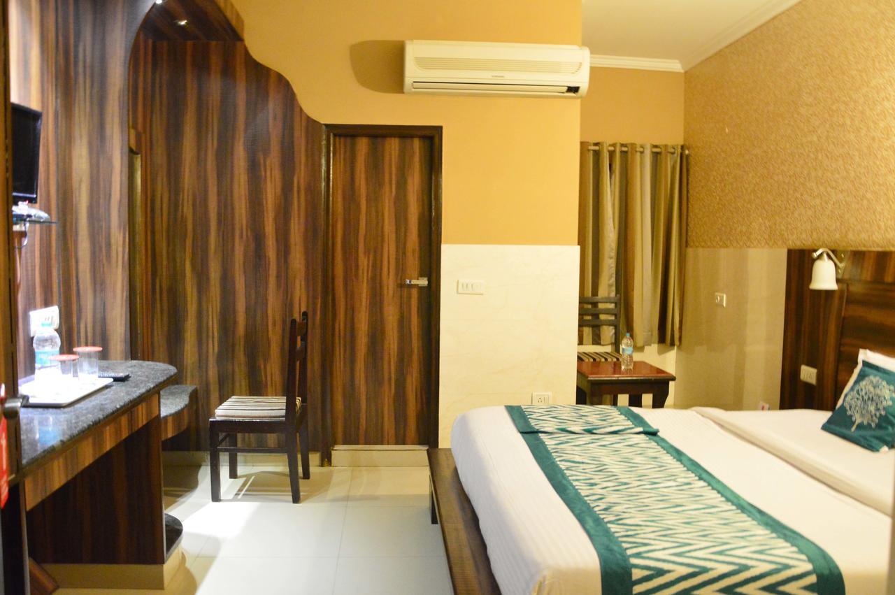 فندق Amanda Crown Jaipur Kukas المظهر الخارجي الصورة