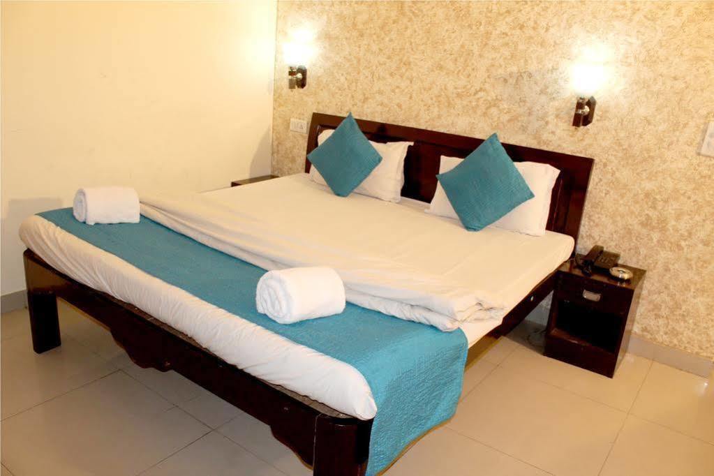 فندق Amanda Crown Jaipur Kukas المظهر الخارجي الصورة